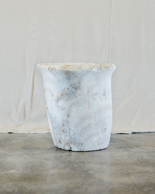 loam onyx planter