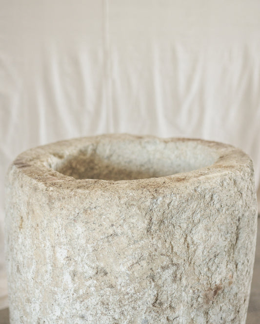 round limestone trough no. 05
