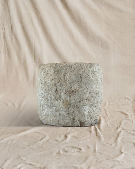 round limestone trough no. 06