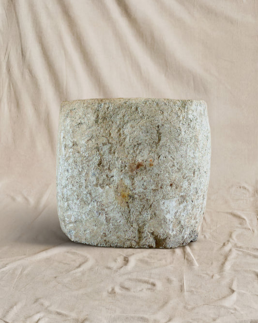 round limestone trough no. 06